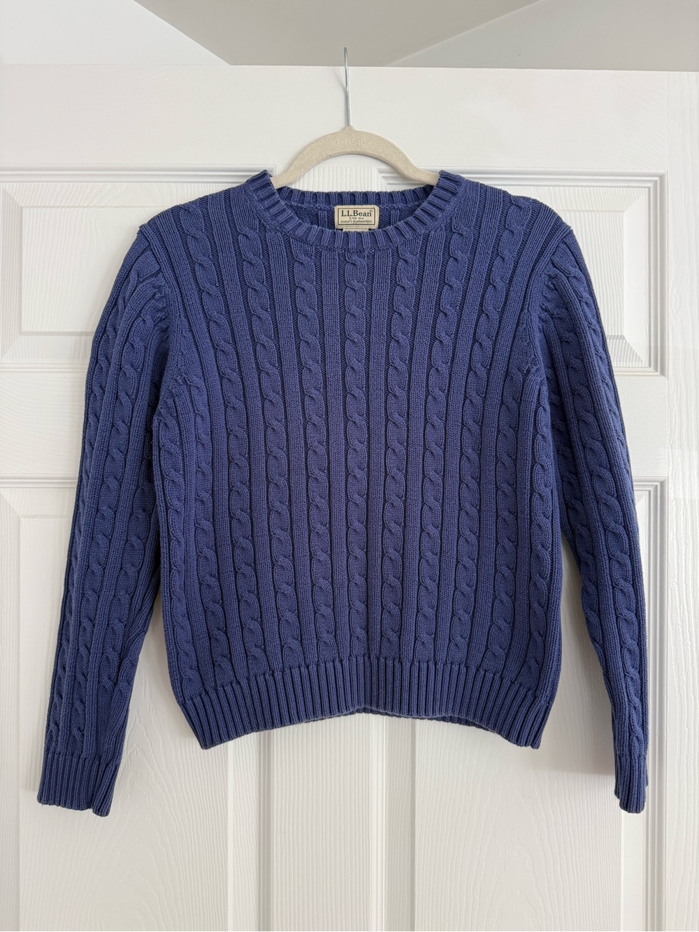 L.L. Bean washed cotton cable crew (S)